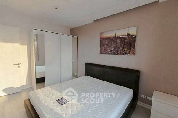 picture 2-BR Condo at T.c. Green Rama 9 near MRT Phra Ram 9 (ID 2301425) - 2/13
