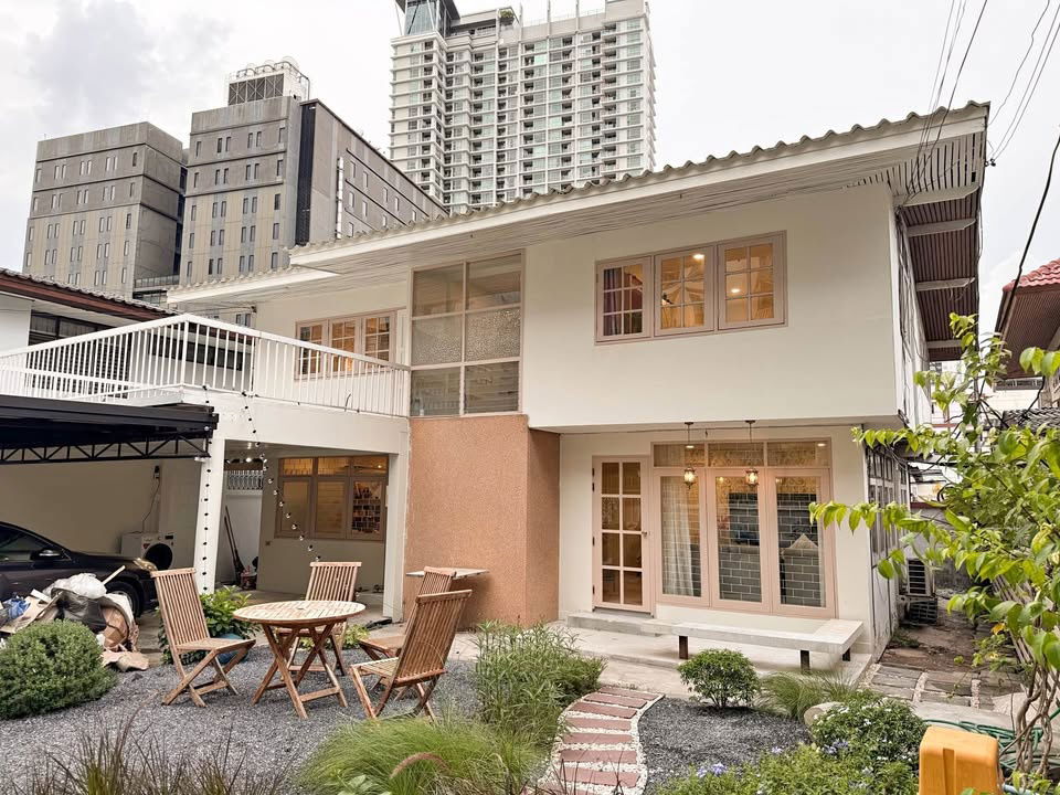 รูป บ้านให้เช่า ห้วยขวาง ใกล้ MRT บ้านเดี่ยว 4 ห้องนอน - รูปที่ 3/10