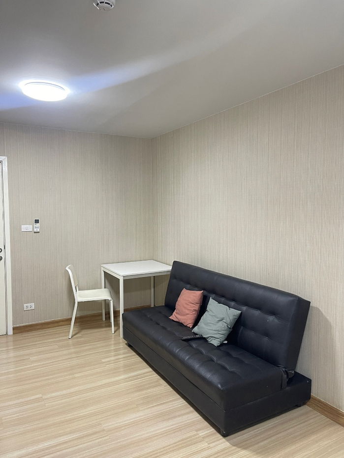 picture  Plum condo Paholyothin89 for rent  - 4/11