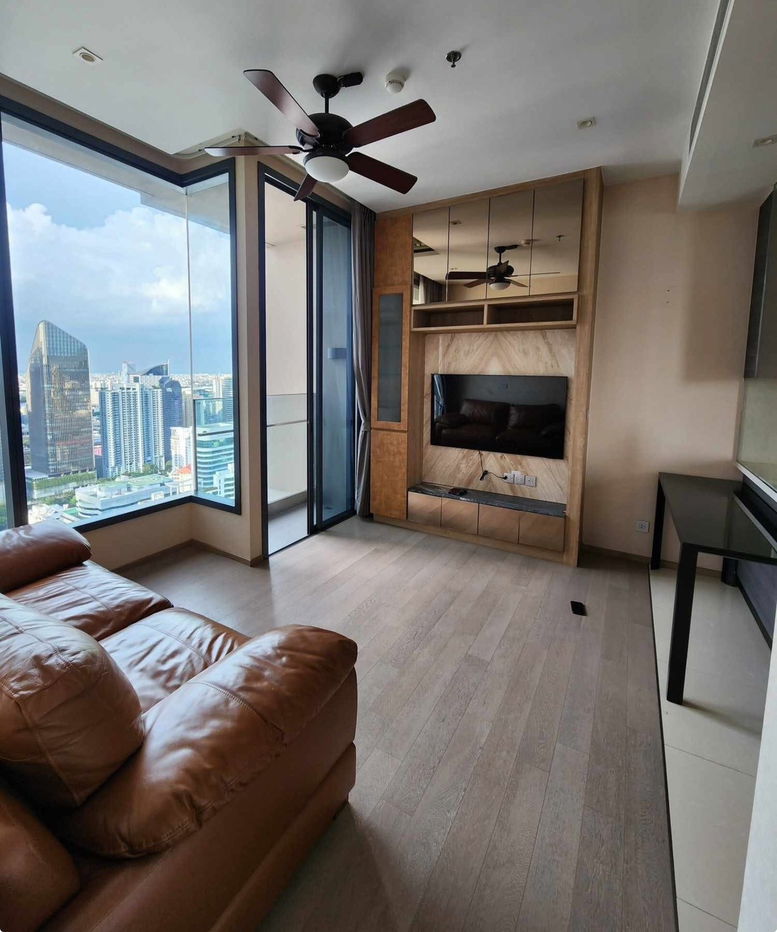 picture The ESSE                       Asoke  - 2/11