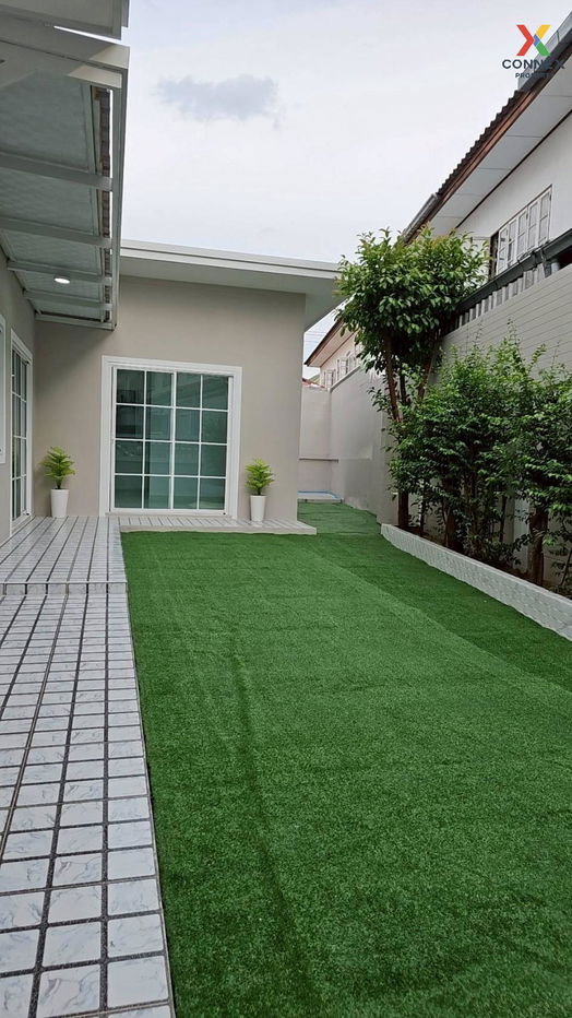 picture For Sale House , Baan Karnmanee , wide frontage , newly renovated , Bang Bua Thong , Bang Bua Thong , Nonthaburi , CX-130249 ✅ Live chat with us ADD LINE @connexproperty ✅  - 4/12