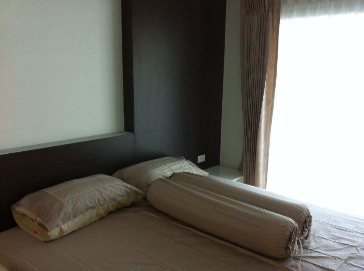 รูป 💥💥ให้เช่าด่วน!!! Condo ลุมพินีเพลส พระราม 9  ทำเลดี พร้อมเข้าอยู่💥💥 - รูปที่ 8/12