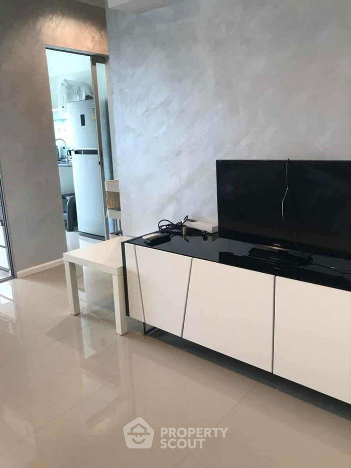 picture 1-BR Condo at Aspire Sukhumvit 48 near BTS Phra Khanong (ID 2300339) - 7/11