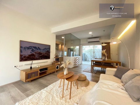 Indy Bangna-Ramkhamhaeng 2 | Fully furnished house, ready to move in, hot location, near Mega Bangna, near the expressway #2025090811778