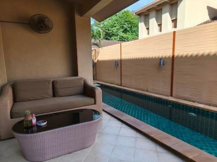 picture Silk Road Place 3 Bed For Rent - 4/20