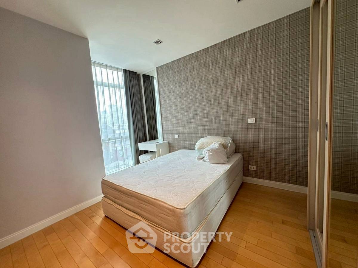 picture 2-BR Condo at Athenee Residence near BTS Phloen Chit (ID 2300699) - 11/15