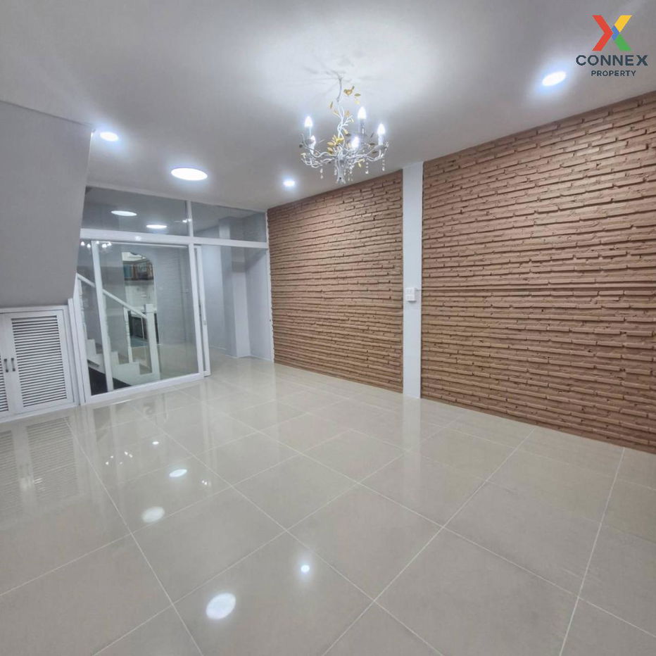 รูป ขายทาวน์เฮ้าส์/ทาวน์โฮม  ตวงทอง 5 รีโนเวทใหม่ บางบอน เขต บางบอน กรุงเทพ CX-130159 ✅ ทักไลน์ @connexproperty ตอบทันที ทีมงานมืออาชีพ ✅  - รูปที่ 2/12