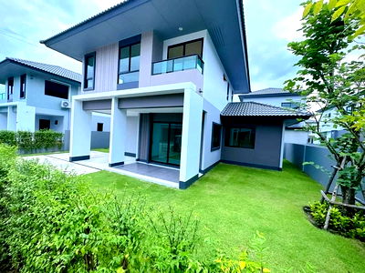Houses for sale Nonthaburi : Urgent Sale! Like-New Condition – Located in Kanasiri Salaya–Pinklao (by Sansiri) Ready to Move In – Near Mahidol University