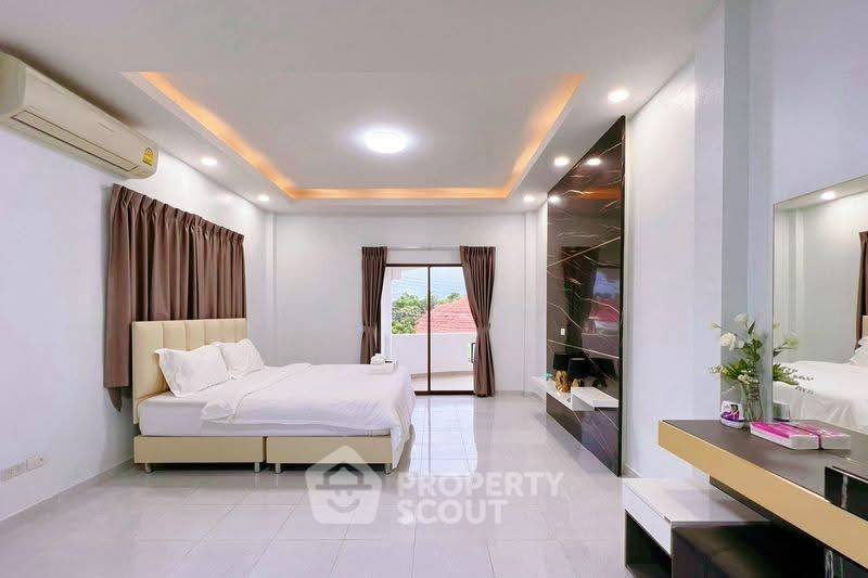 picture 4-BR House close to East Pattaya (ID 2300628) - 7/12