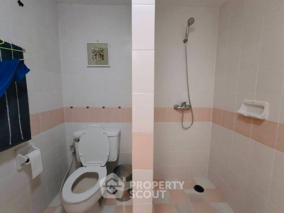 รูป คอนโด 3-ห้องนอน ที่ บ้านจันทร์ คอนโดมิเนียม ใกล้ BTS อโศก (ID 890064) - รูปที่ 2/18