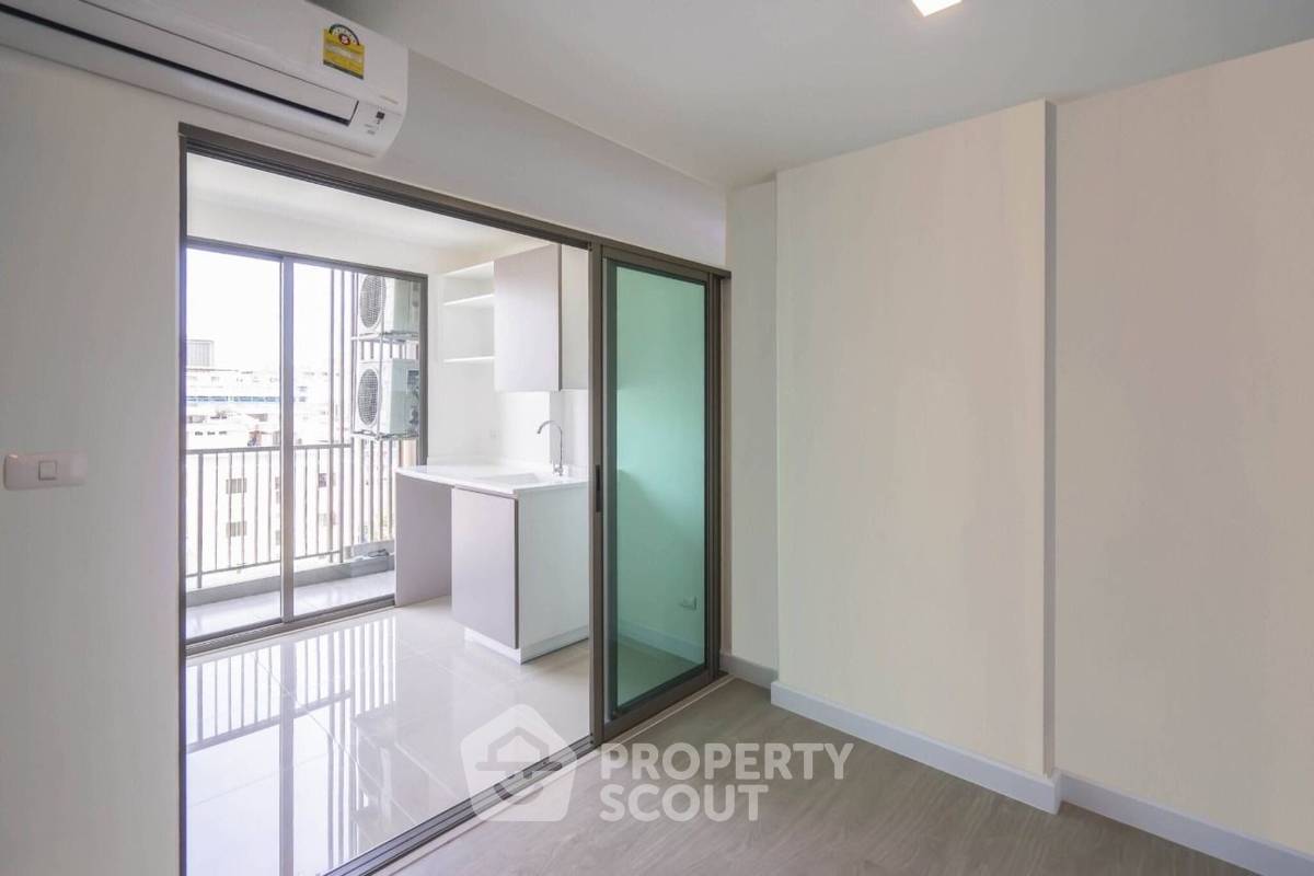 picture 1-BR Condo at Metro Luxe Ratchada near MRT Huai Khwang (ID 2300012) - 6/15