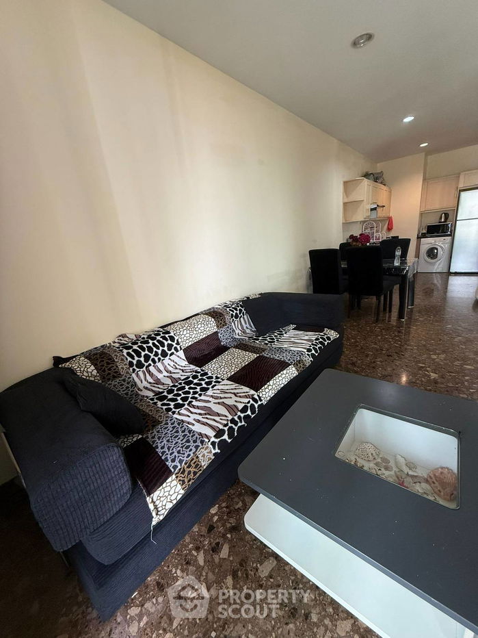 picture 2-BR Condo at Baan Klang Krung Siam-Pathumwan Condominium near BTS Ratchathewi (ID 2300631) - 12/15