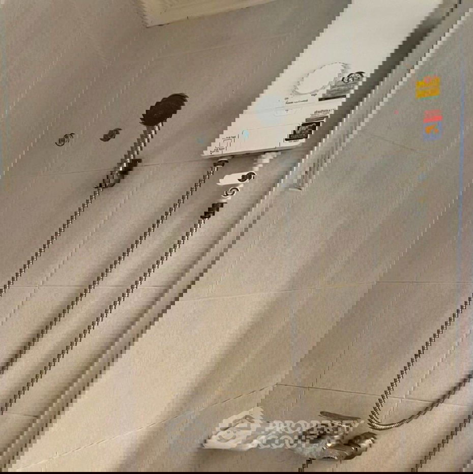 picture 1-BR Condo at Lumpini Ville Cultural Center near MRT Huai Khwang (ID 673515) - 2/7