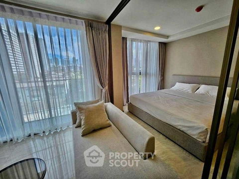 1-BR Condo at Walden Asoke near MRT Sukhumvit (ID 2301433)