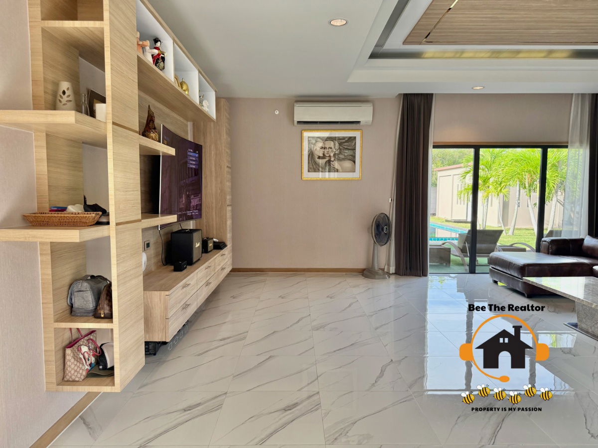 picture Luxury Pool Villa for Rent – Baan Pattaya 5 - 20/37
