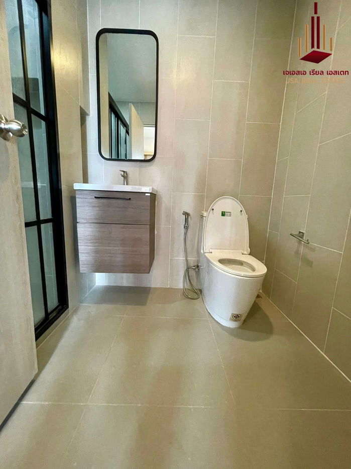 picture ✨ For Sale: Metris Rama 9 - Ramkhamhaeng Condo ✨ 💰 Only 3,350,000 THB - 7/7