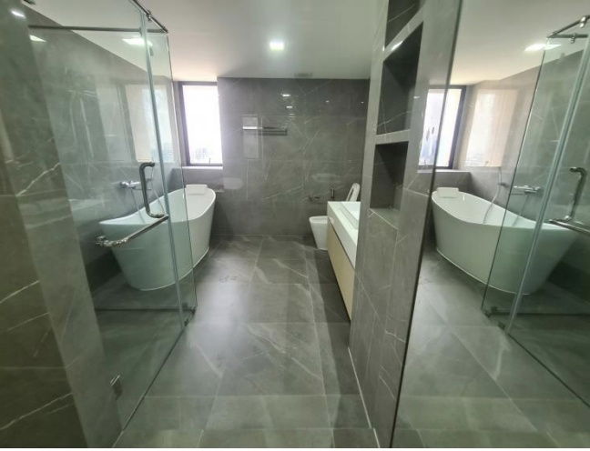 รูป Newly Renovated Room | 3B3B 260 ตร.ม. ชั้นสูง ใกล้ BTS พร้อมพงษ์ ใจกลางสุขุมวิท  - รูปที่ 8/13