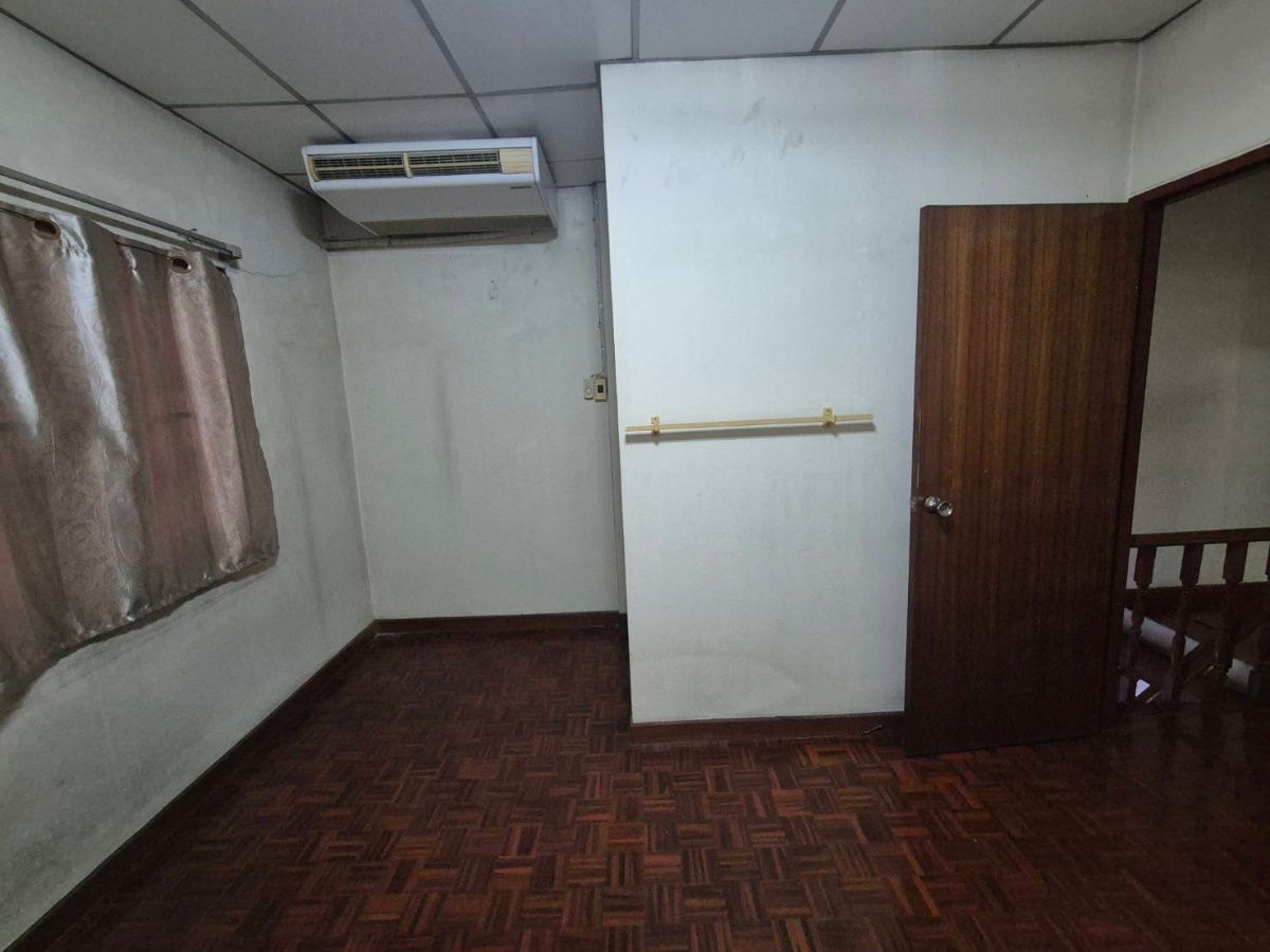 รูป หมู่บ้านไพโรจน์ บางนา ทาวน์เฮ้าส์ให้เช่า อุดมสุข 60 บางนาตราด 27 ใกล้เซ็นทรัลบางนา  - รูปที่ 4/7