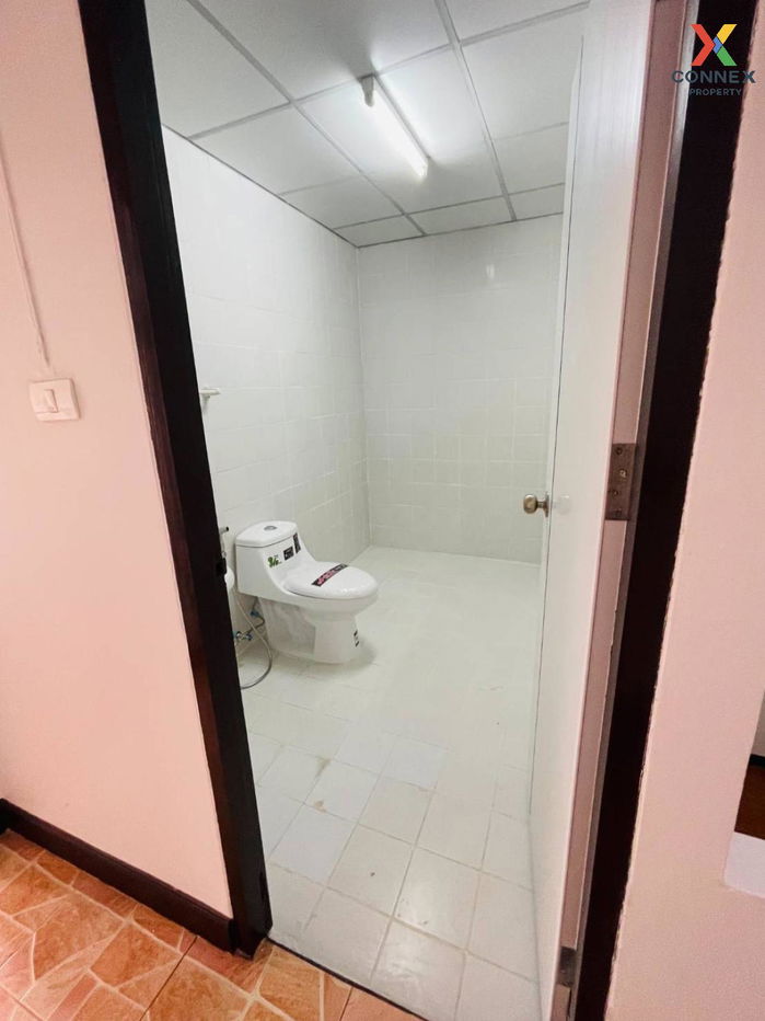 picture For Sale Townhouse/Townhome  , Baan Sinphet , MRT-Khong Bang Phai , Bang Rak Phatthana , Bang Bua Thong , Nonthaburi , CX-130655 ✅ Live chat with us ADD LINE @connexproperty ✅  - 7/9