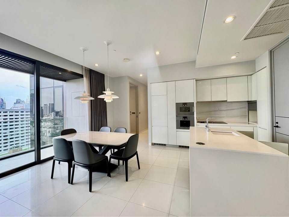 picture LTH13003 – Condo for rent at Vittorio Sukhumvit 39 Size 136.71 sqm. 2 Beds 3 Baths Near BTS Phromphong ONLY 180K/Month - 10/11