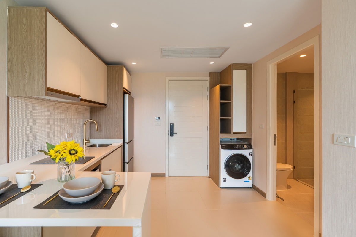 picture Brand New Condo Near Central - 1 Bedroom 45 Sqm - City View - 9/28