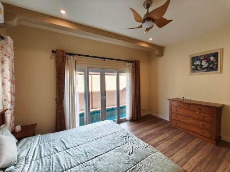 picture Silk Road Place 3 Bed For Rent - 9/20