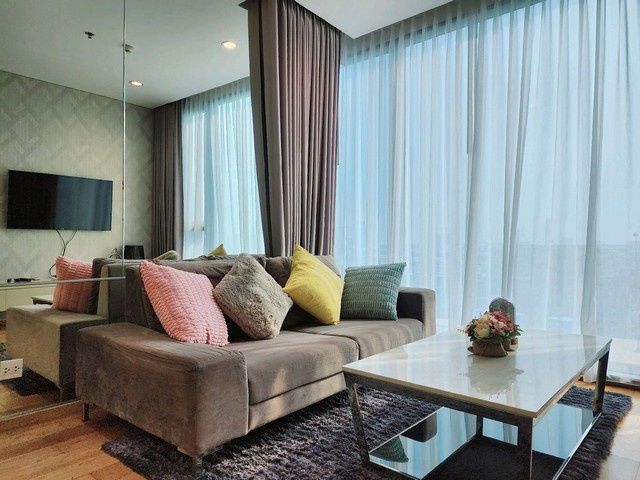 picture C6089 Rent  :  Condo  The Breeze Narathiwas ( BRT Nararam 3 ) 064 665 4666 - 7/13