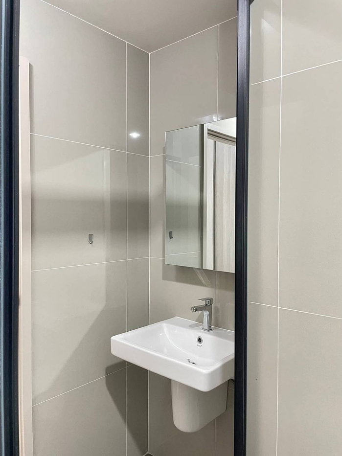 picture The Base Phetchaburi-Thonglor | 1 Bedroom 1 Bathroom | Shuttle to MRT Phetchaburi & BTS Asoke Every Hour | 17,500 THB/Month - 5/7
