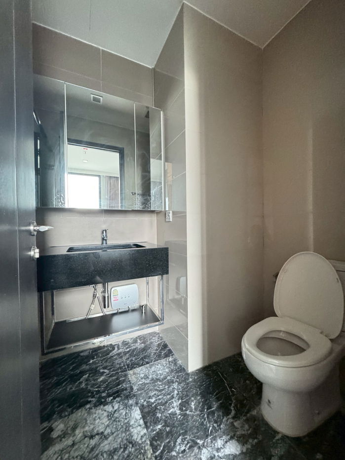 รูป [For Rent] Edge Sukhumvit 23 | 1 bedroom 1 bathroom *เฟอร์นิเจอร์ครบพร้อมเข้าอยู่ - รูปที่ 14/15
