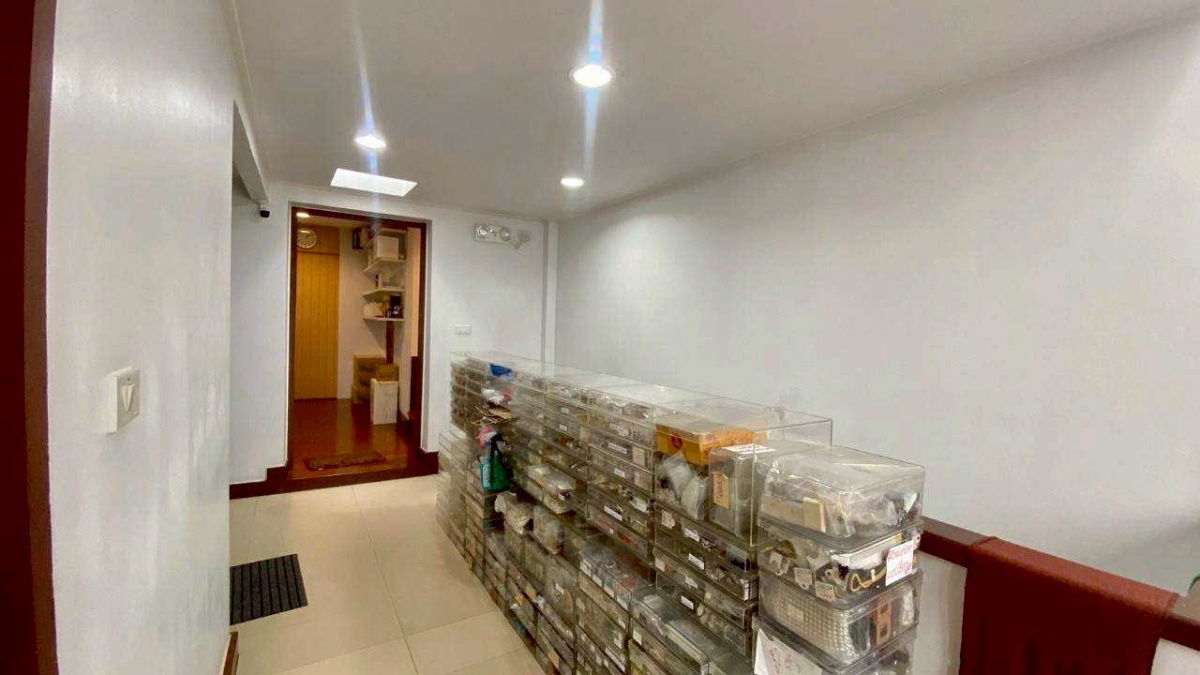 picture LTH13006 – Commercial space for rent at Yaowarat Road Size 107 sqm. 2 Beds 1 Bath Near Yaowarat ONLY 80K/Month - 5/7