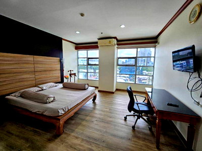 คอนโดให้เช่า : LTH13005 – Condo for rent คอนโดให้เช่า at Baan Klang Krung Siam บ้านกลางกรุง สยาม Size 140 sqm. 3 Beds 3 Baths Near BTS Ratchathewi ONLY 65K/Month