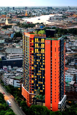 Condos for sale Rama 4 Road : Urgent sale 🔥 Ready-to-move-in condo, FLO by Sansiri, Charoen Nakhon, 1 bedroom, 1 bathroom, usable area 29.44 sqm, price 300,000 baht.