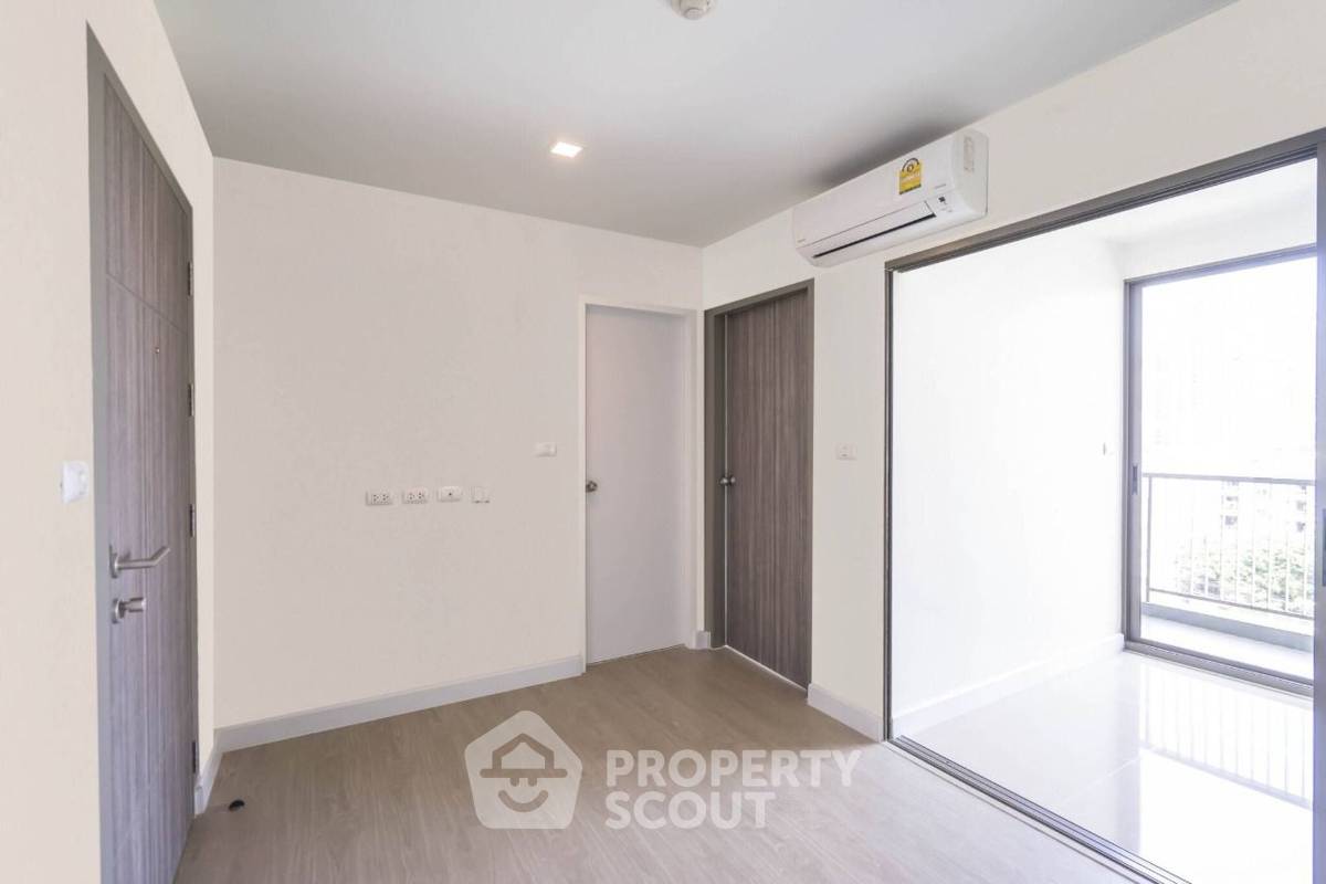 picture 1-BR Condo at Metro Luxe Ratchada near MRT Huai Khwang (ID 2300012) - 7/15