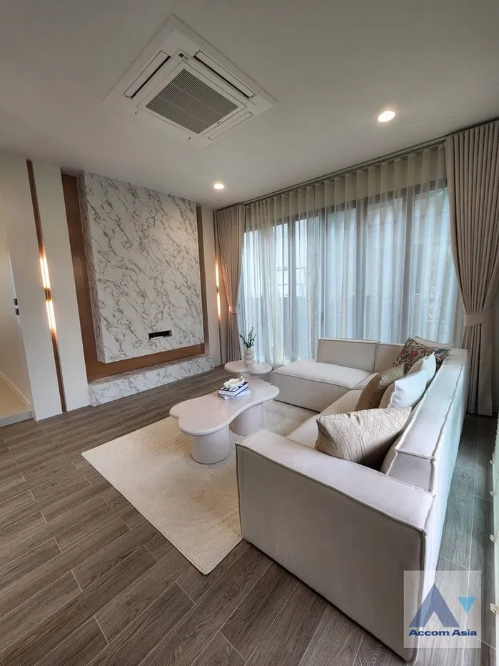รูป 🔼🔽 AccomA 📩 Cozy styles 2-Storey Home at Burasiri Krungthep Kreetha (AA43338) - รูปที่ 9/20
