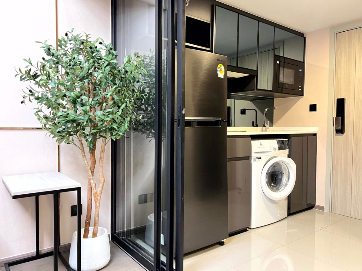 picture Park Origin Chula Samyan【𝐑𝐄𝐍𝐓】🔥 Elegant, modern design with sophisticated furnishings and complete details 🔥  Contact Line ID: @hacondo - 8/11