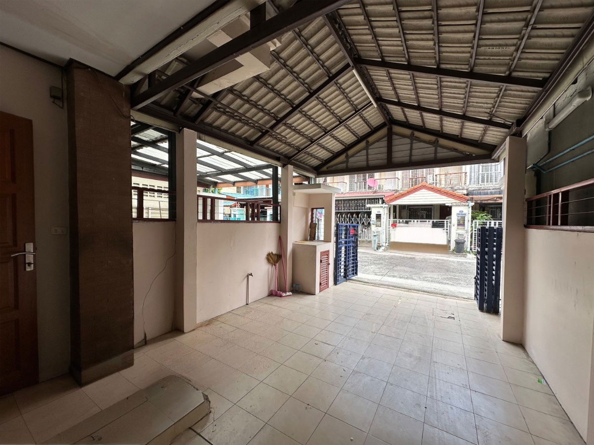 รูป ขายทาวน์เฮ้าส์ โครงการ เดอะมาสเตอร์ รอยัล สวนหลวง ร.9 บ้านอยู่ต้นโครงการ สะดวกสบายเรื่องการเดินทาง - รูปที่ 10/13