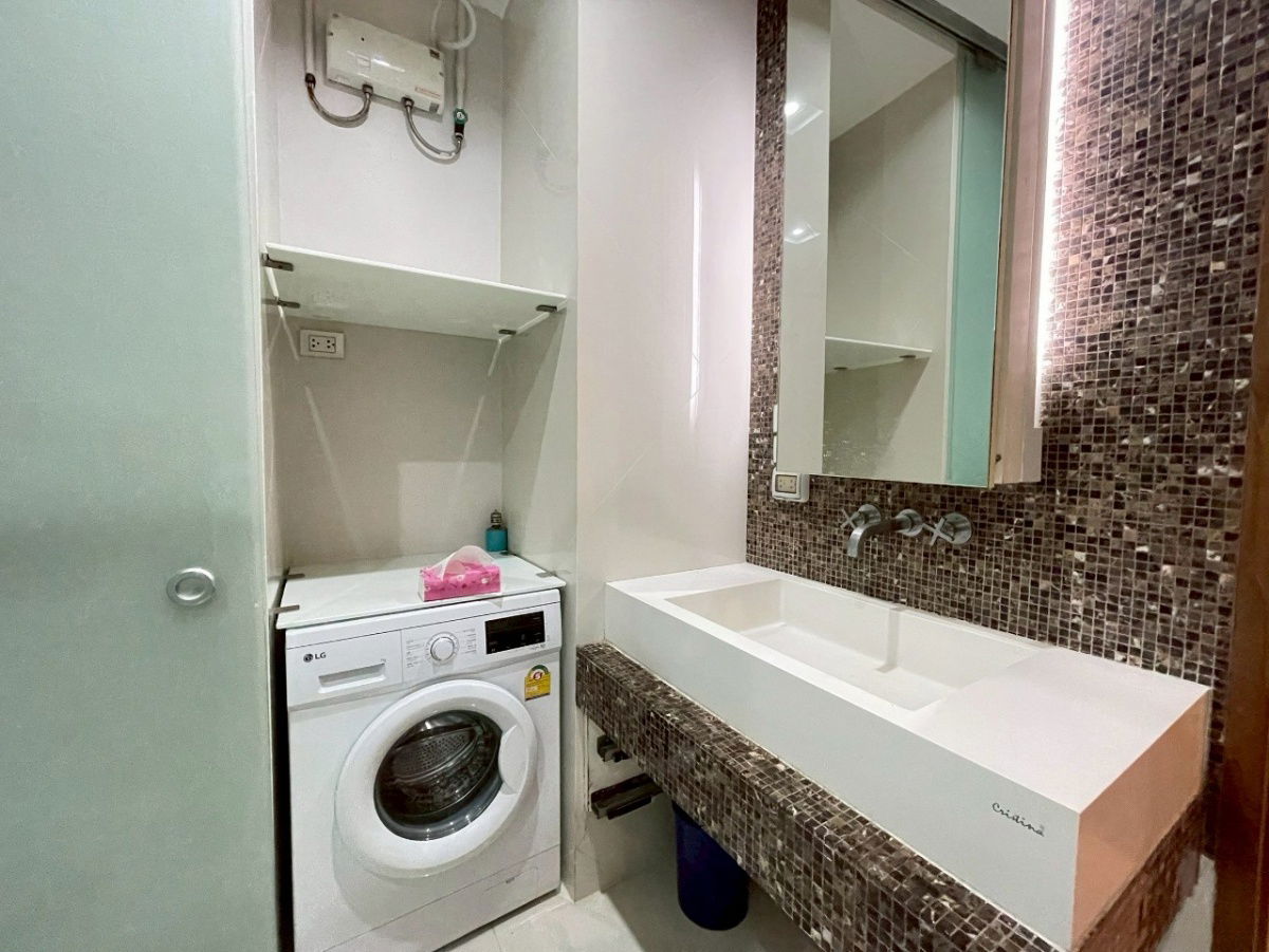picture 2 bedroom for rent at the sanctury wongamat - 11/12