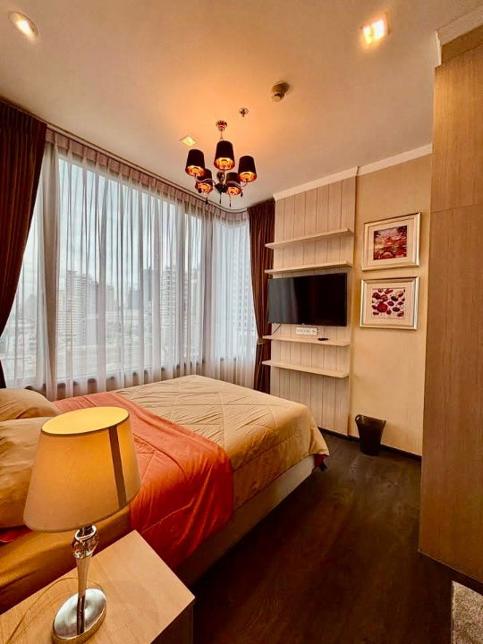 รูป ให้เช่า – Edge Sukhumvit 23 | ห้องมุม 1 ห้องนอน พร้อมอ่างอาบน้ำ | ทำเลศักยภาพย่าน CBD ใกล้ทั้ง BTS อโศก และ MRT สุขุมวิท เดินทางสะดวก - รูปที่ 12/23