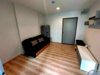 Condos for sale : 🏢 For Sale: Present Condominium (Near BTS Wutthakat)