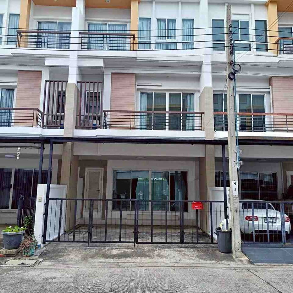 picture B1007 Townhouse for rent, 3 floors, Phanasiri Residence Village Project, Soi Prasertmanukit 29 - 1/8