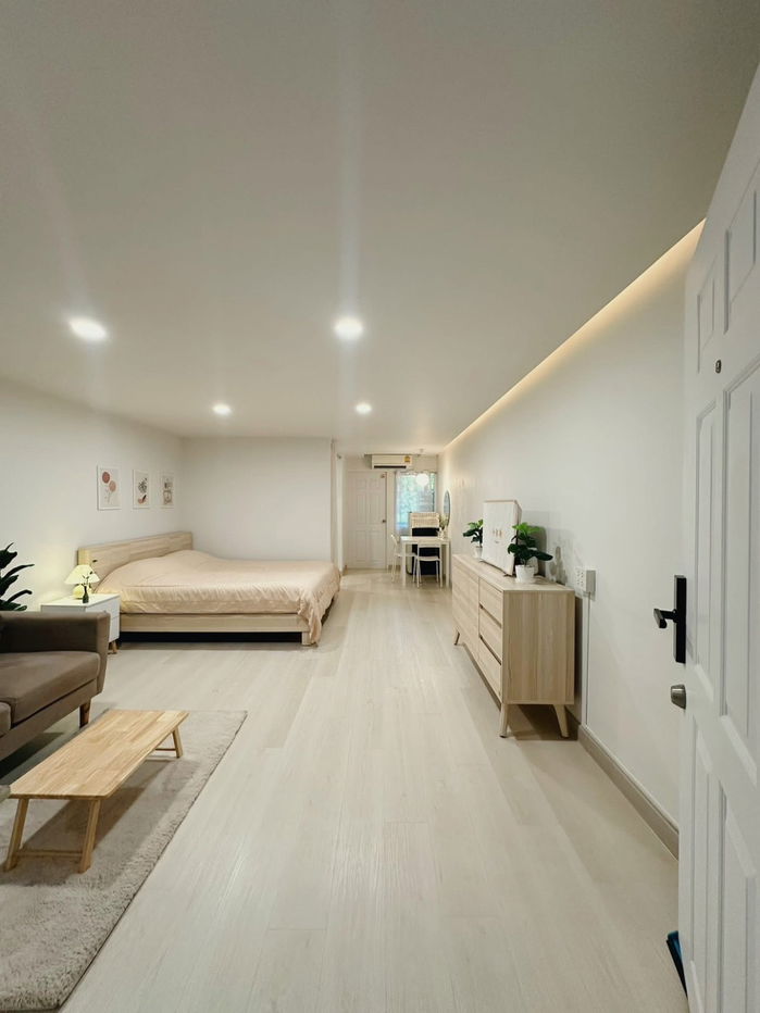picture Srithana condo 2 for rent near CMU , SuanDok Tel. 082-3899314 (Boo) - 1/10