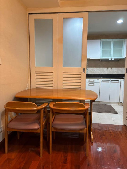 รูป คอนโด ห้องใหญ่ 102ตรม. 3ห้องนอน 2ห้องน้ำ พหลโยธิน7 ซอยอารีย์ เฟอร์นิเจอร์ครบ - รูปที่ 5/18