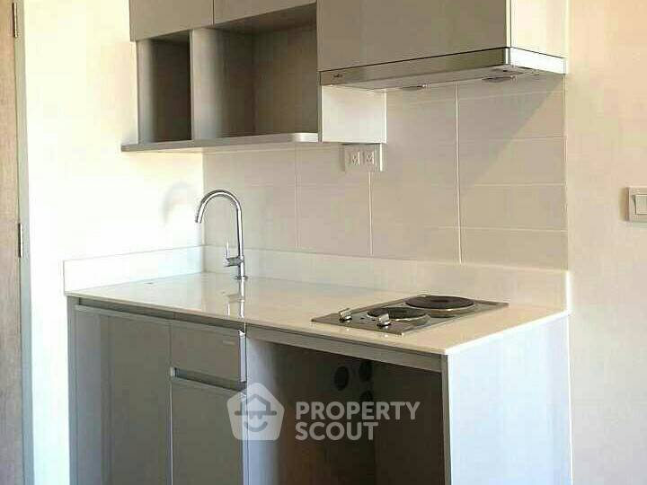 picture 1-BR Condo at Ideo Mobi Rama 9 near MRT Phra Ram 9 (ID 825257) - 2/6