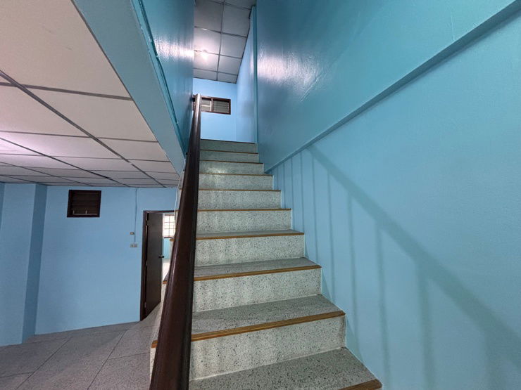 รูป ให้เช่า ทาวเฮาส์ 3 ชั้น รีโนเวทใหม่ 3 นอน 3 น้ำ ดาดฟ้า ติดถนน บรมราชชนนี 72 เดินทางสะดวก - รูปที่ 5/14