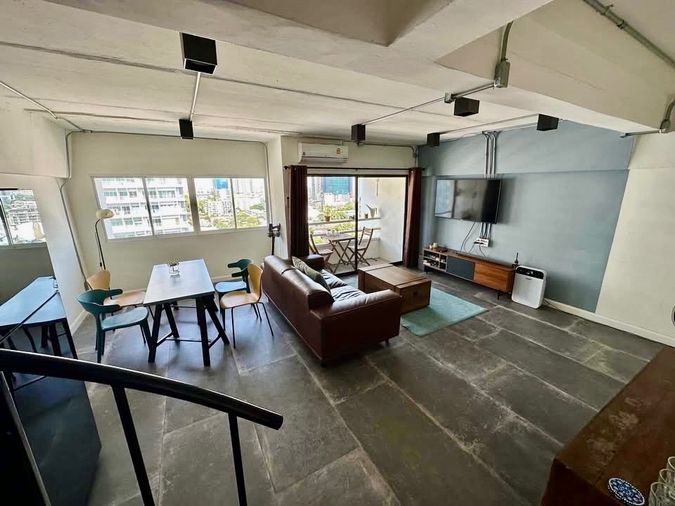 For Rent – Thonglor Tower | Spacious Duplex 2-Bedroom Condo in the Heart of Thonglor  Live the vibrant Thonglor