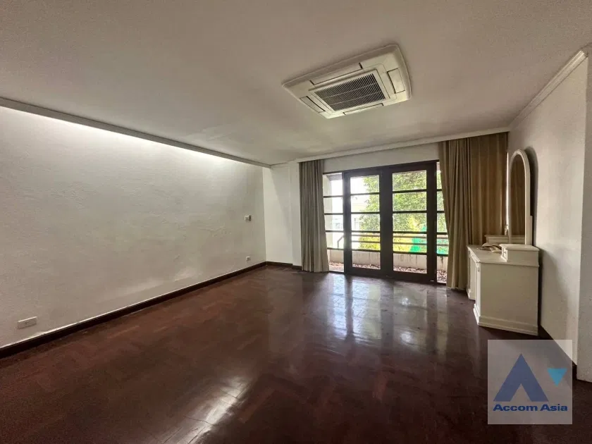 รูป 🔼🔽 AccomA 📩 3-storey townhouse in calm alley of Phra Khanong (AA40286) - รูปที่ 10/20