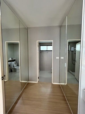 รูป [ให้เช่า] หมู่บ้าน บ้านกลางเมือง รัตนาธิเบศร์ / 3 ห้องนอน 3 ห้องน้ำ / 18 ตรว. 150 ตรม. **25,000** ทาวน์โฮม 3 ชั้นตกแต่งสวย ใกล้รถไฟฟ้าแยกนนทบุรี 1 - รูปที่ 5/10
