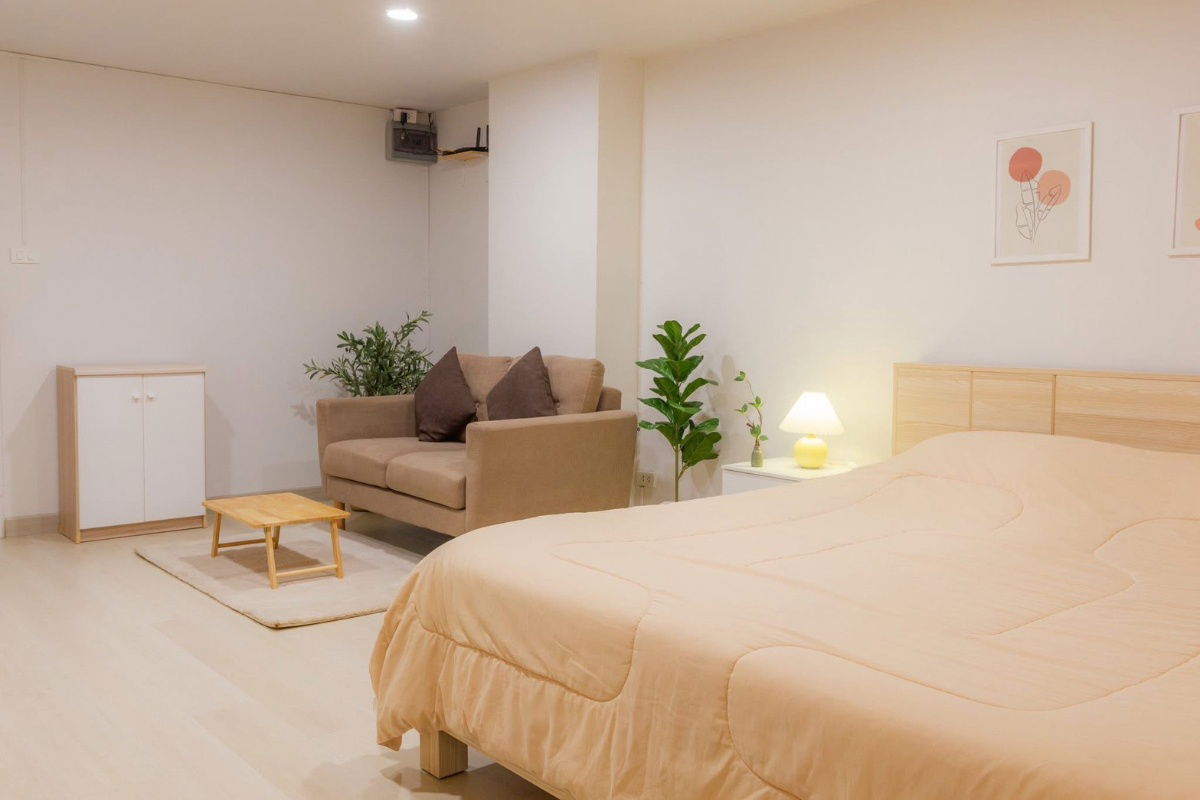 picture Srithana condo 2 for rent near CMU , SuanDok Tel. 082-3899314 (Boo) - 6/10