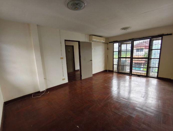 รูป บ้านเดี่ยว 2 ชั้นหลังริม หมู่บ้านเลค การ์เด้นโฮม - รูปที่ 11/32