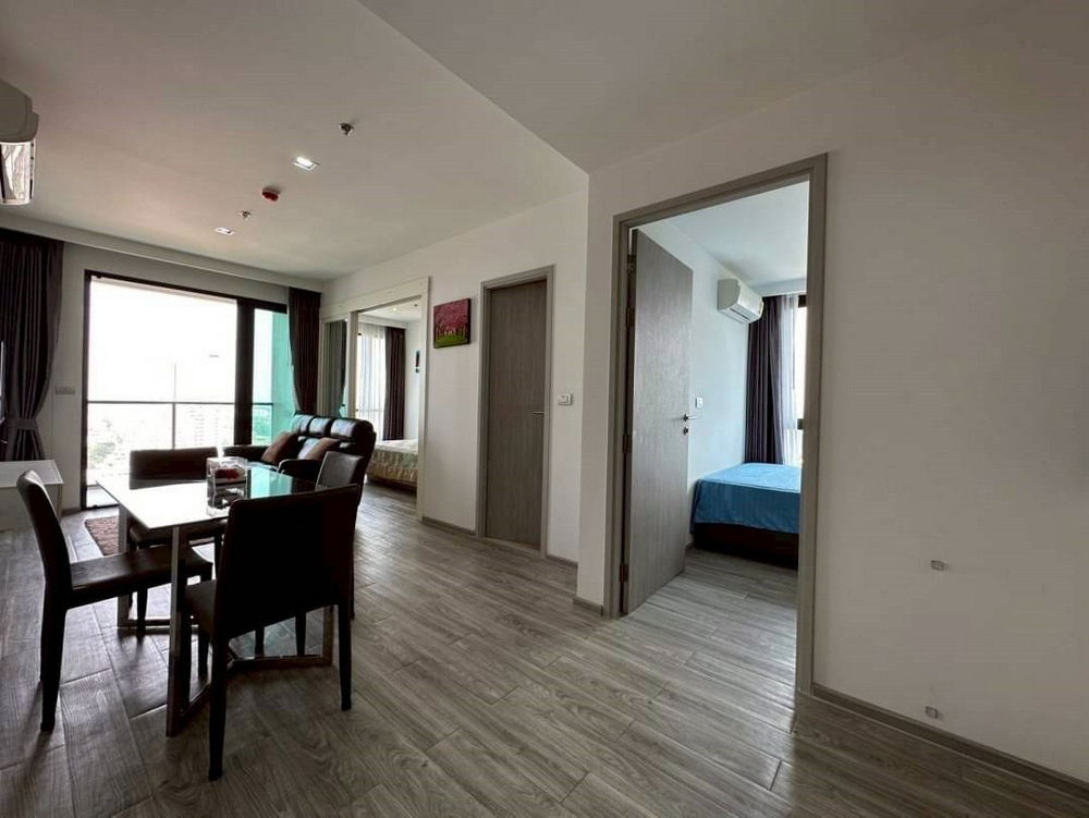 รูป Call : 063-192-8465 Aeras Beachfront Condo Jomtien Pattaya ติดหาดจอมเทียน ห้องมุม 48 ตารางเมตร 2 ห้องนอนใหญ่ วิวทะเล ตกแต่งครบ - รูปที่ 2/14